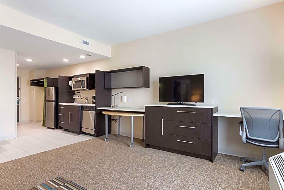 Home2 Suites by Hilton Dallas/Grand Prairie, TX