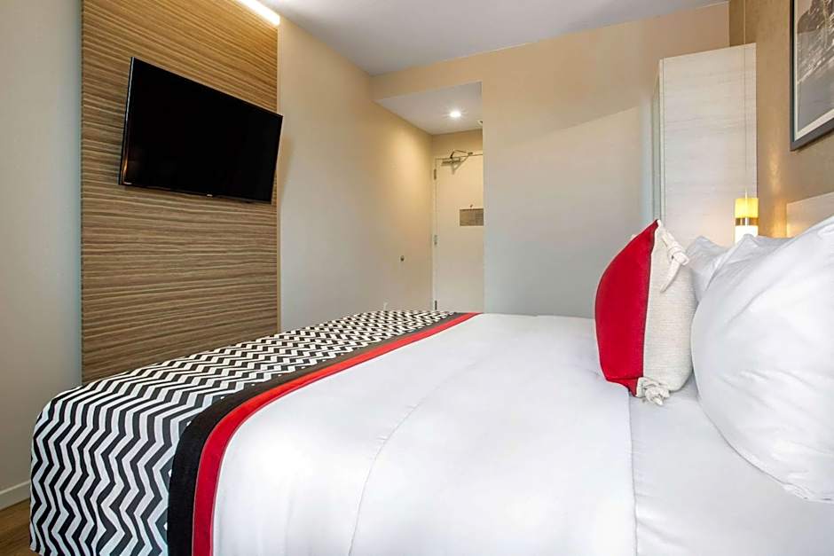 Insignia Hotel Brooklyn, Ascend Hotel Collection