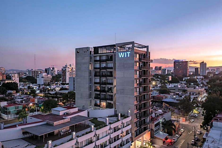 Paradise Flat Witgdl