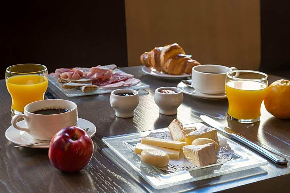 The Originals City, Hôtel Le Coeur d'Or, Sedan Est