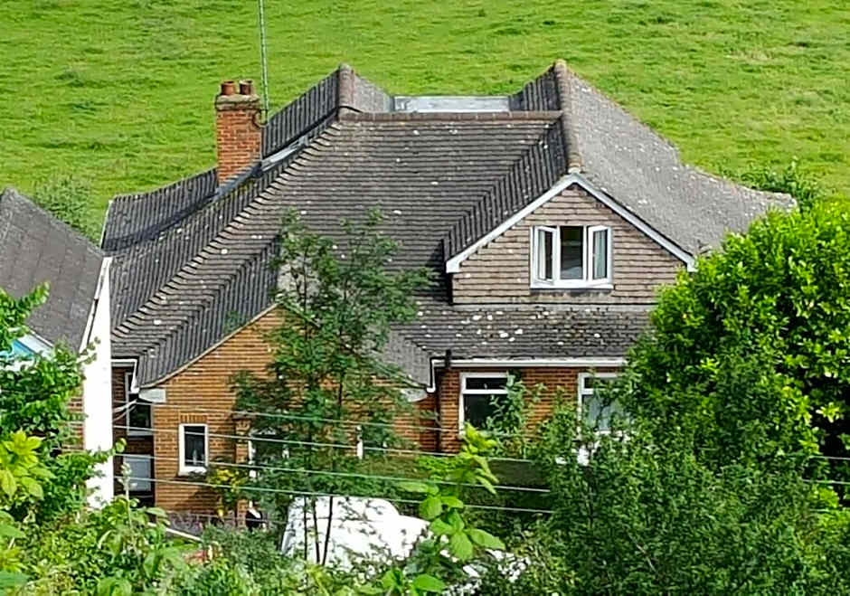 Healing Waters Sanctuary for Exclusive Private Hire and Self Catering Board, Vegetarian, Alcohol & Wifi Free Retreat in Glastonbury