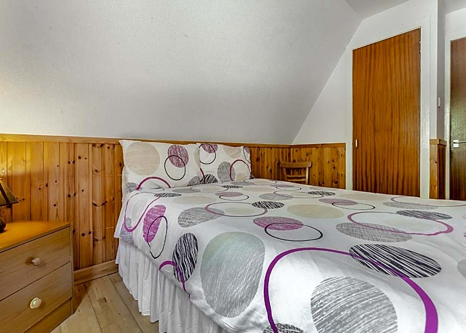 Delny Highland Lodges