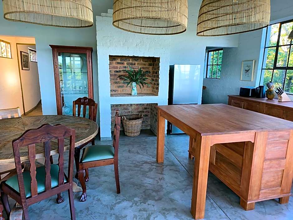 Eloff Guest House and Gallery