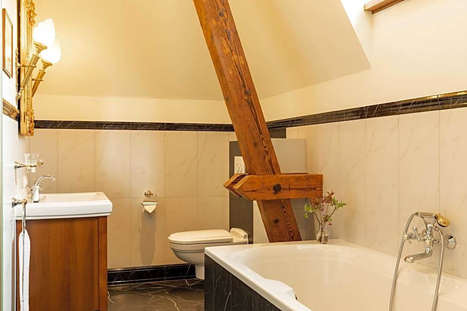 Schloss Lieser, Autograph Collection