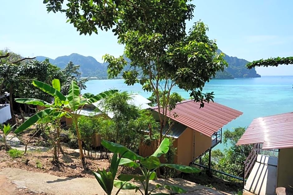 Phi Phi Seaside Bungalow