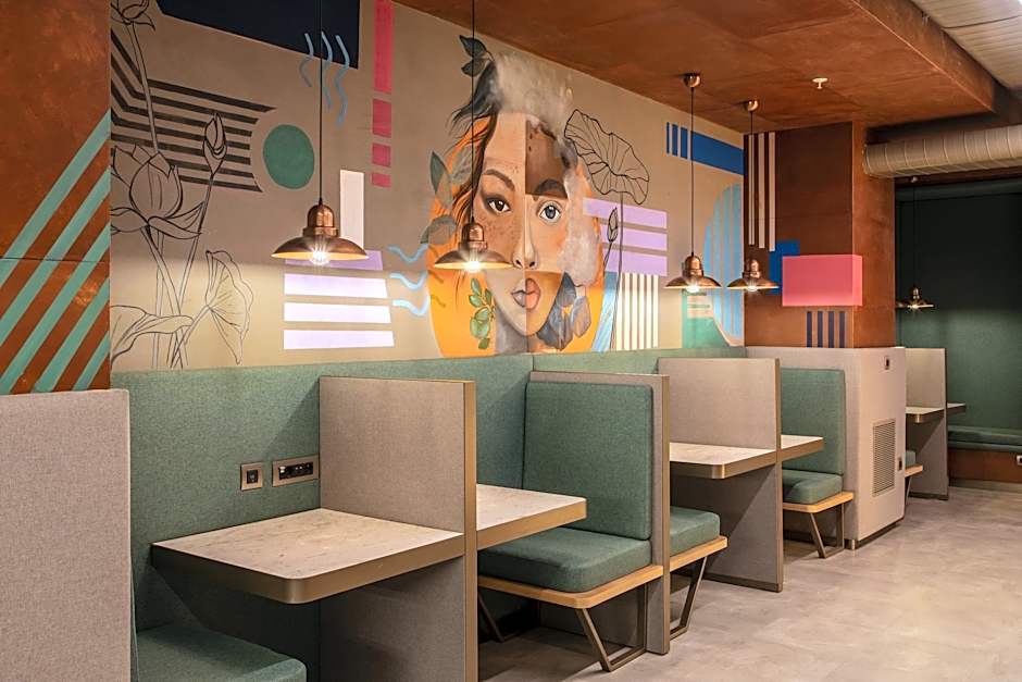 Stayso The House Hotel