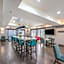 Hampton Inn By Hilton Oakland-Hayward