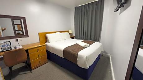 Double Room with Private Bathroom