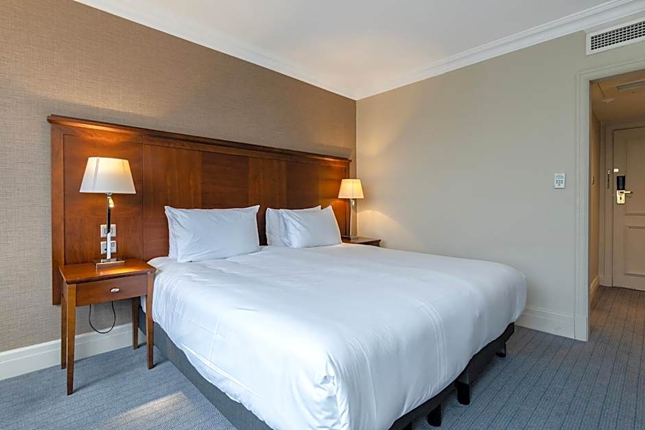 Winchester Wessex Hotel by Sunday