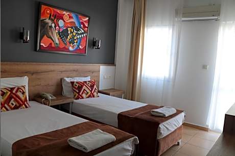 Classic Double Room with Balcony