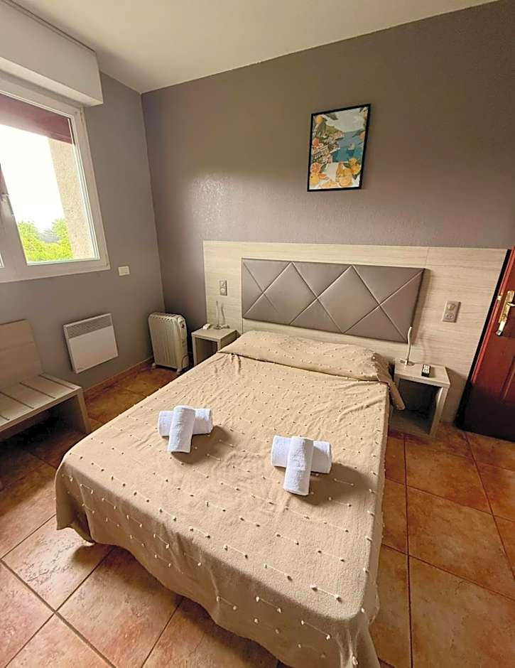 Hôtel - Pub Le Petit Bosquet