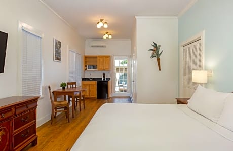Cabana Owner's Suite