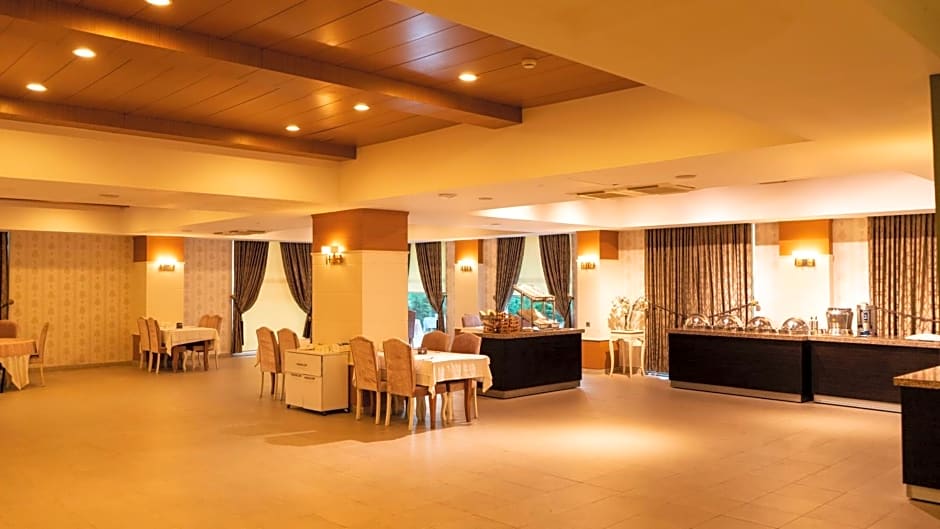 MOX Hotel Wellness & Spa