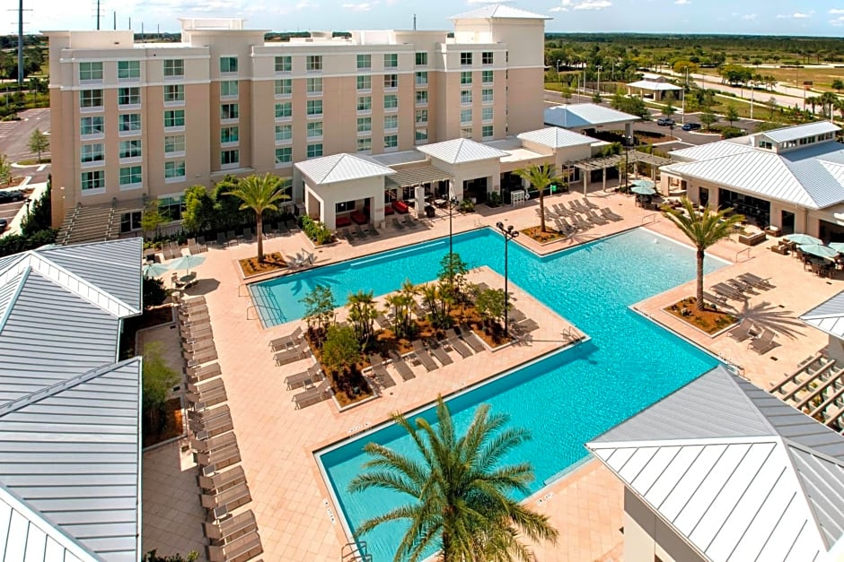 SpringHill Suites by Marriott Orlando at FLAMINGO CROSSINGS Town