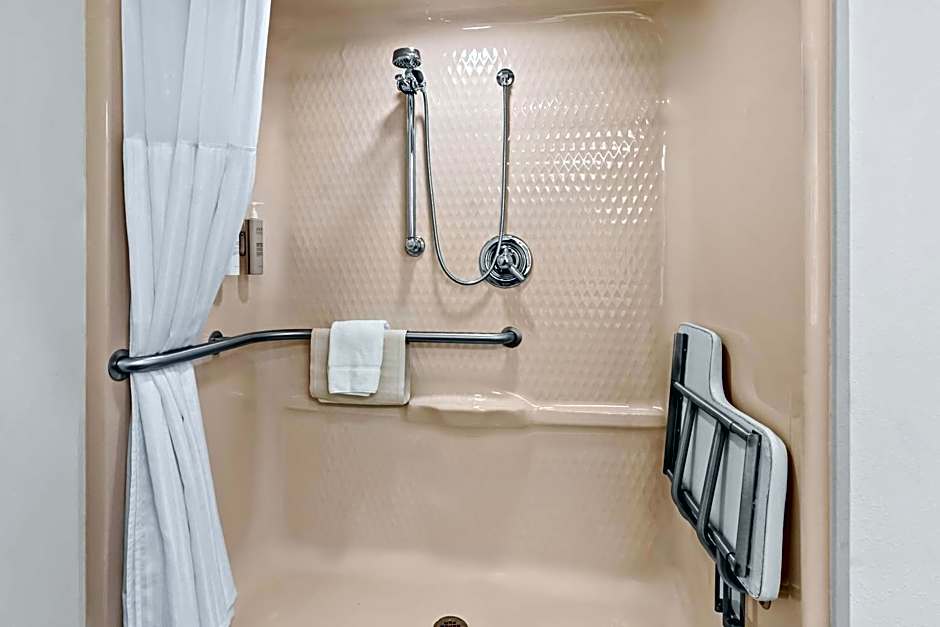 Spark by Hilton Lynchburg