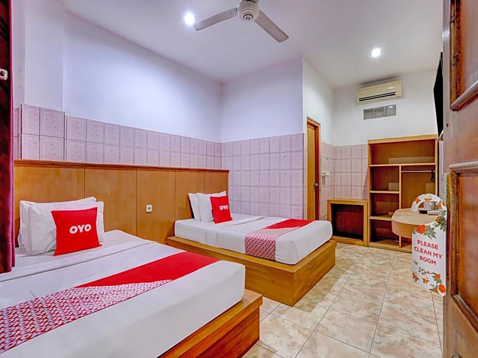 OYO 90201 Hotel Bina Artha