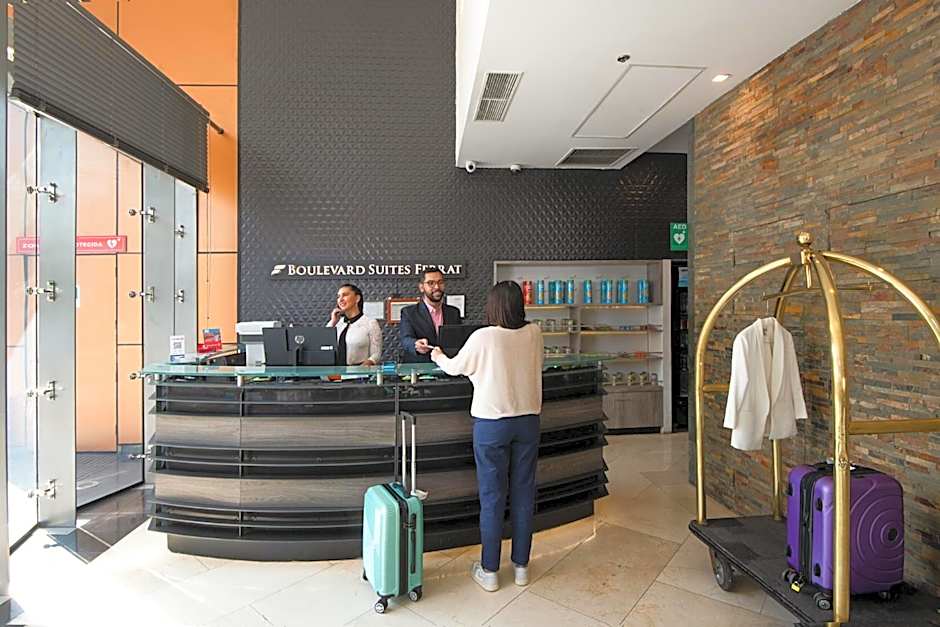 Boulevard Suites Hotel