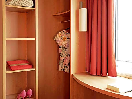 Standard Room with 2 Single beds