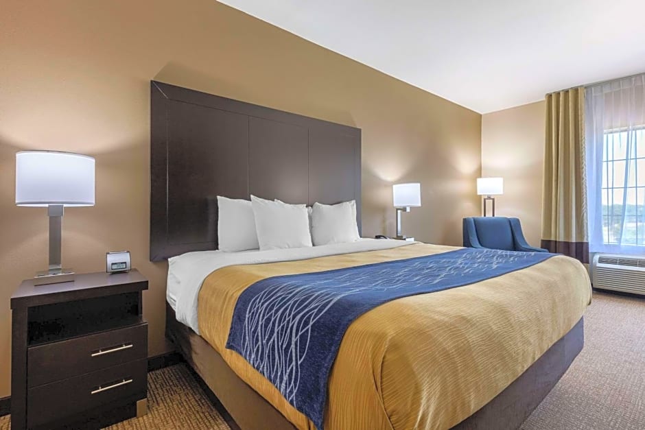 Comfort Inn & Suites North Little Rock near I-40