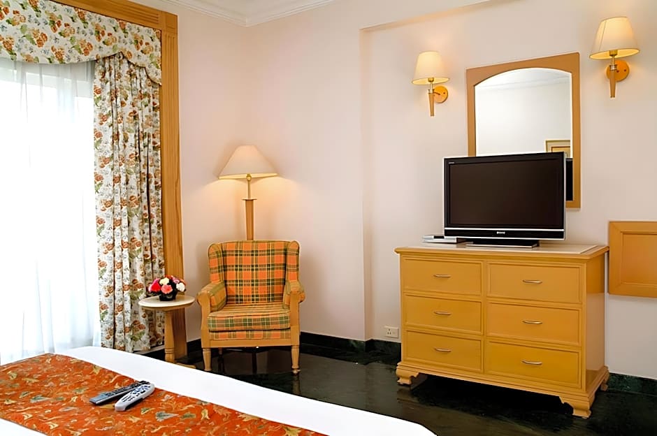 Savoy Suites Noida Delhi N.C.R.