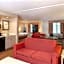 La Quinta Inn & Suites by Wyndham Garden City