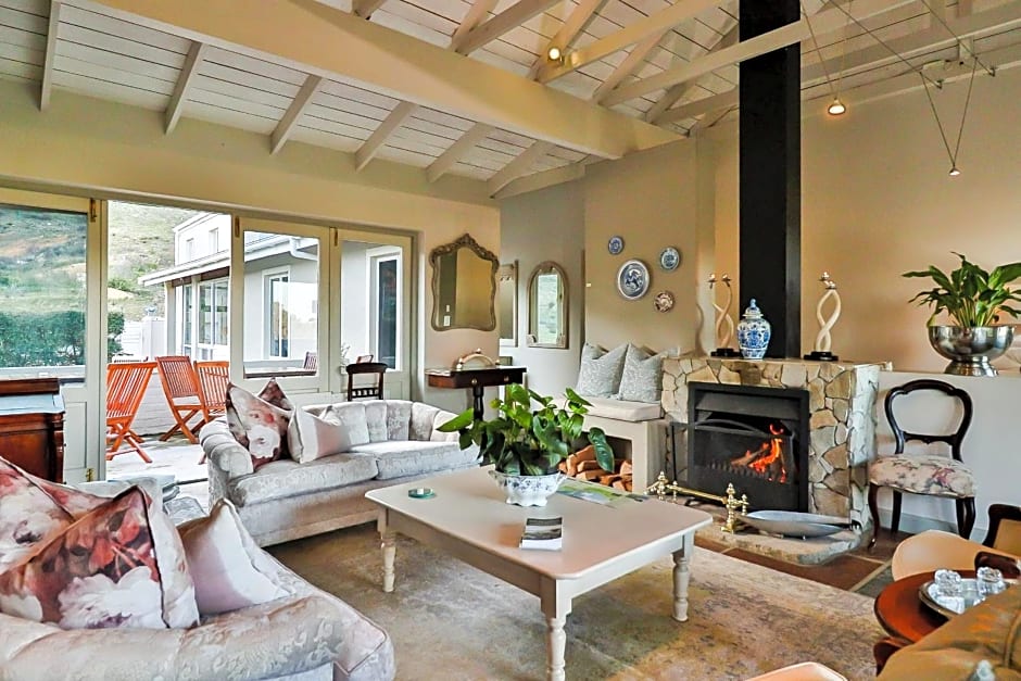 Hermanus Lodge on the Green - Solar Power