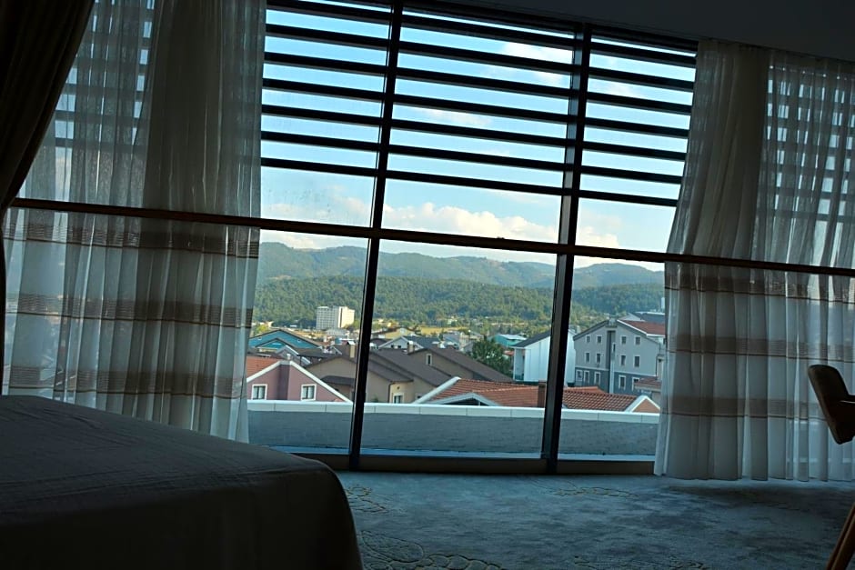 Itu Evi Bursa