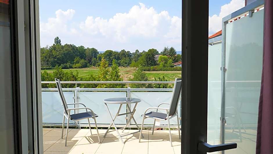 Christliche Gästehäuser Weinstraße