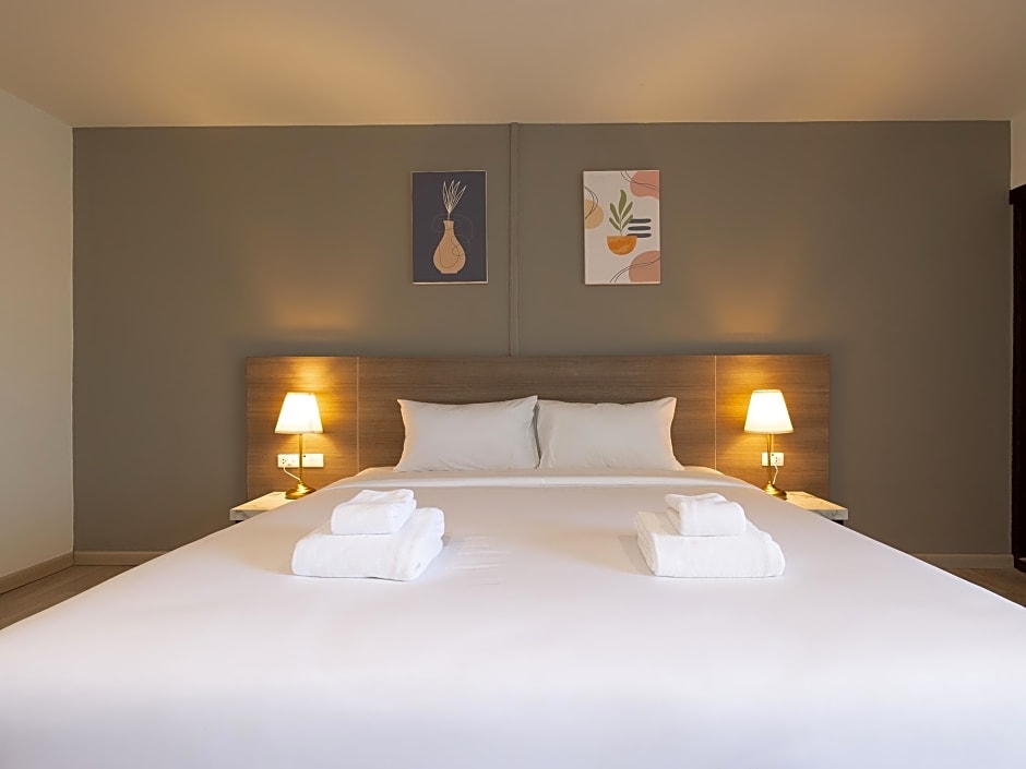 B2 Lampang Boutique & Budget Hotel