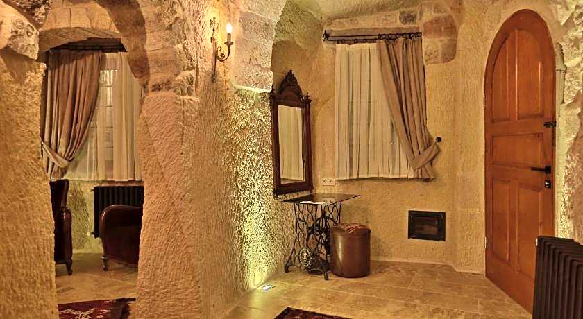 Acropolis Cave Suites