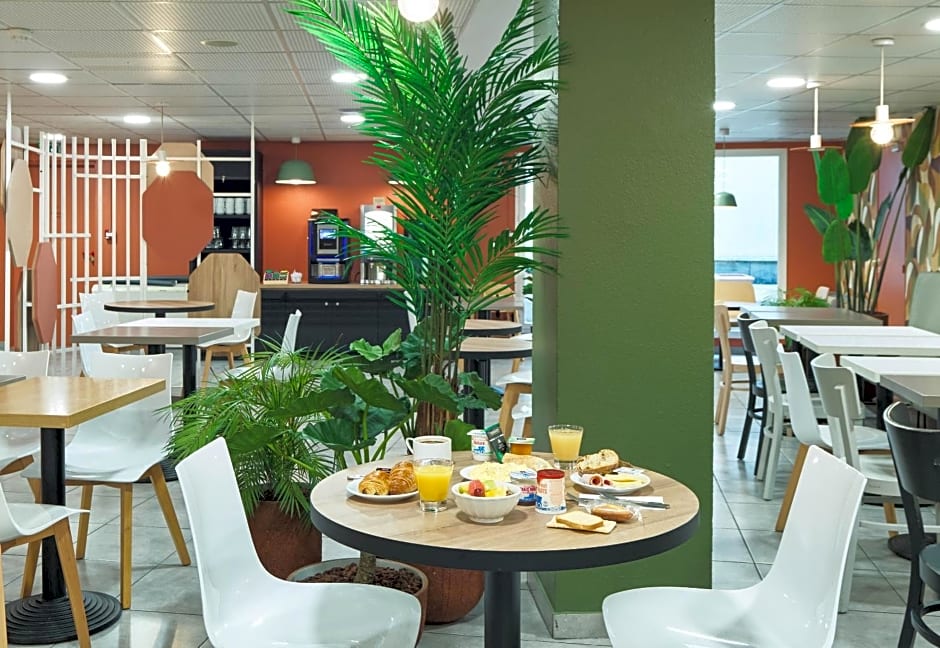 B&B HOTEL Paris Porte de la Villette