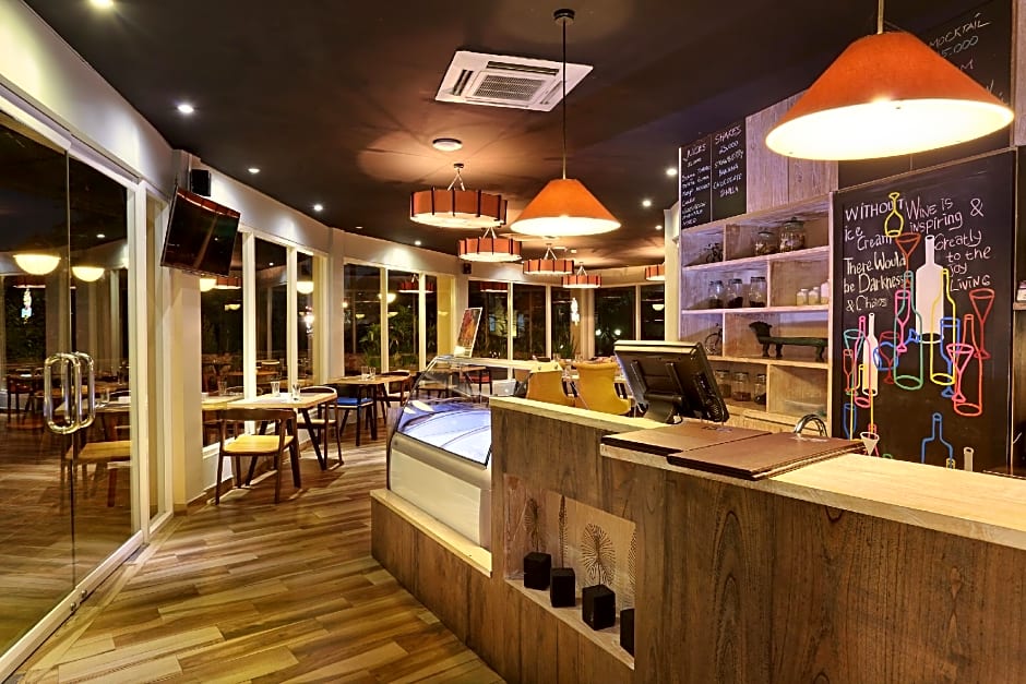 Golden Tulip Essential Denpasar Hotel