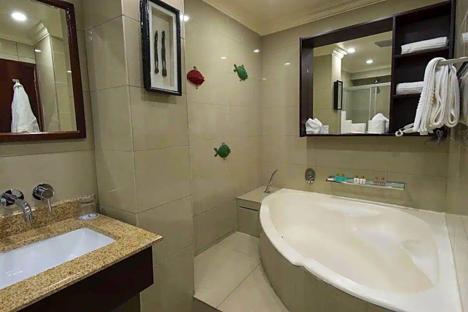 Azambezi River Lodge