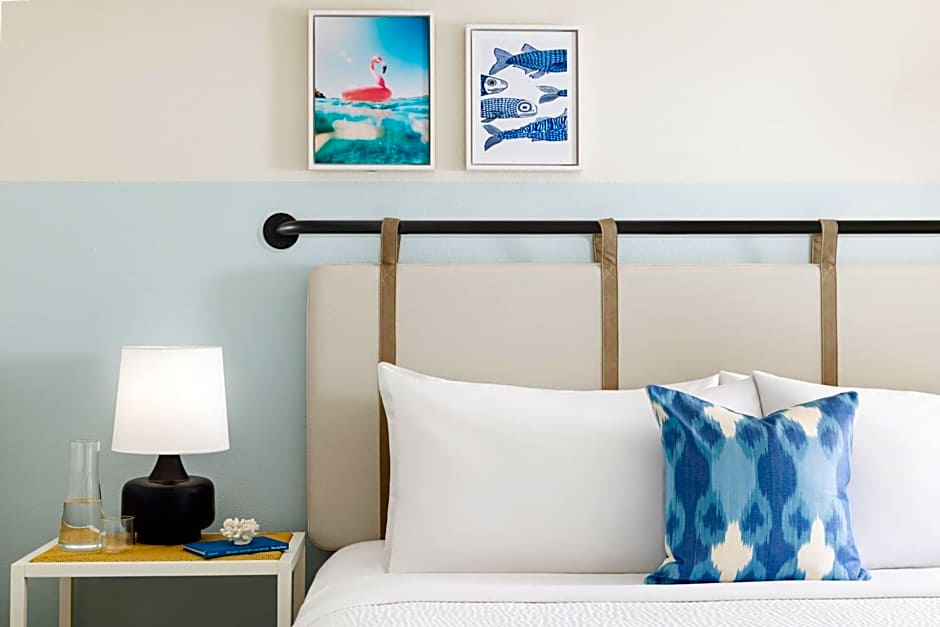 Blue Flamingo Resort Key West