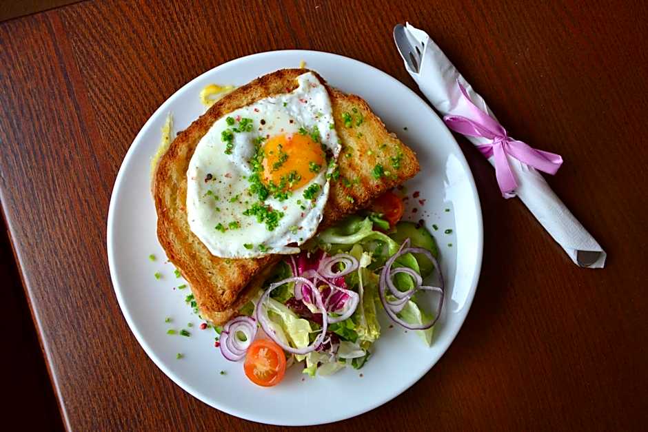 Bez Kantów Art Rooms