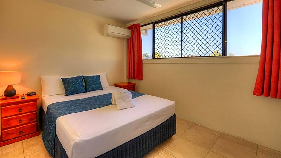 Sky View Units Bowen