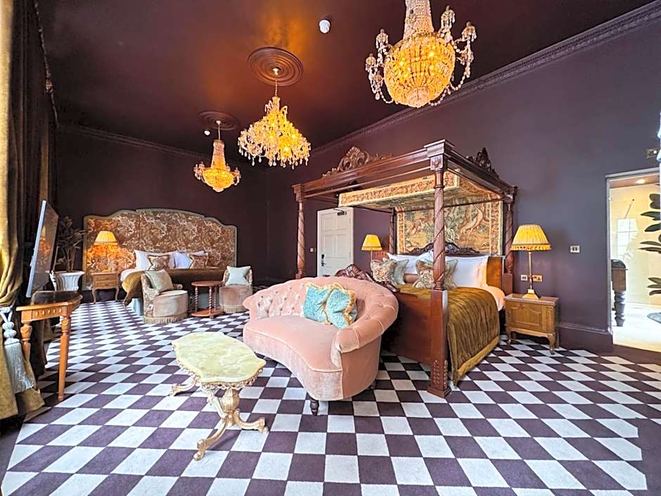 Photo 1 of 4 of Heritage Junior Suite with Minster View