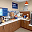 Holiday Inn Express & Suites Cambridge by IHG