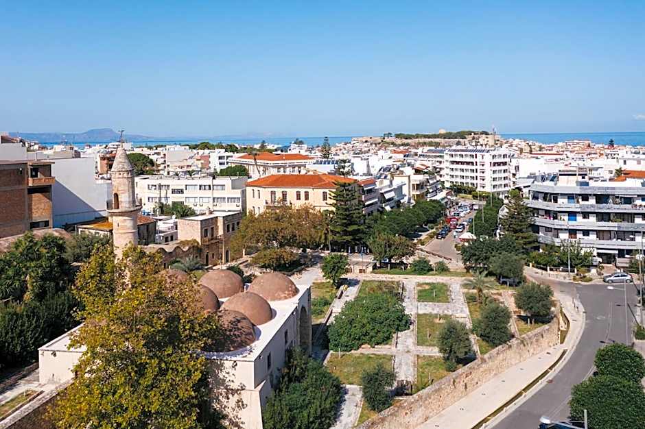 The City Hotel & Suites