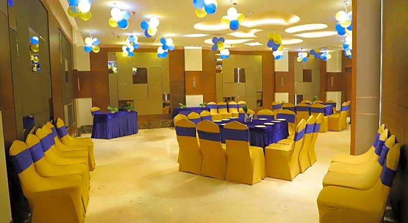 Hotel Maple Grand