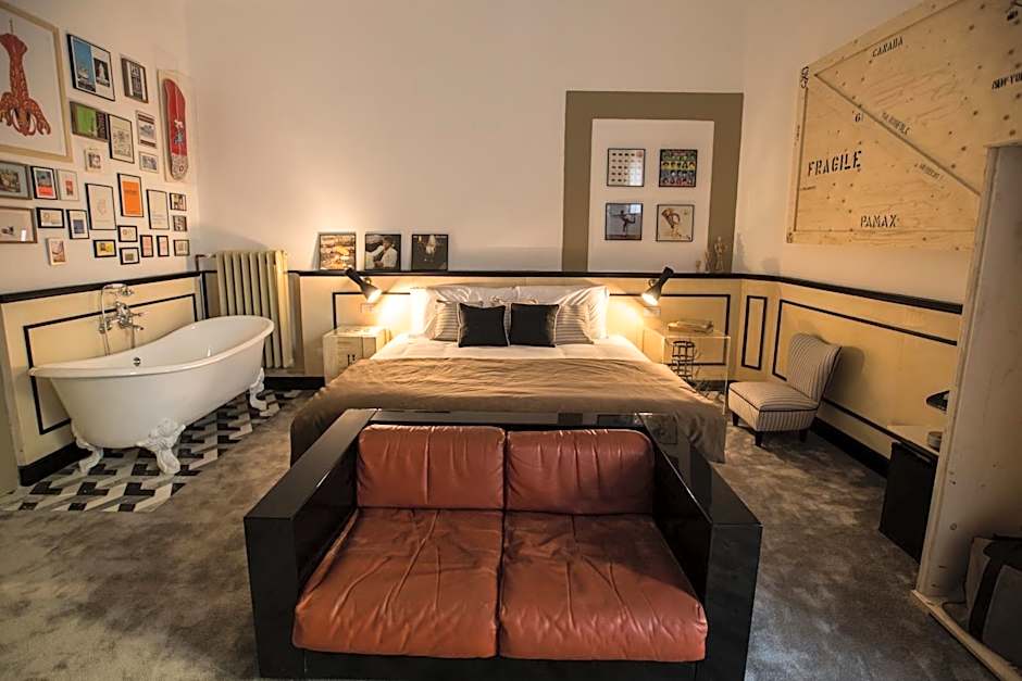 AdAstra Suites