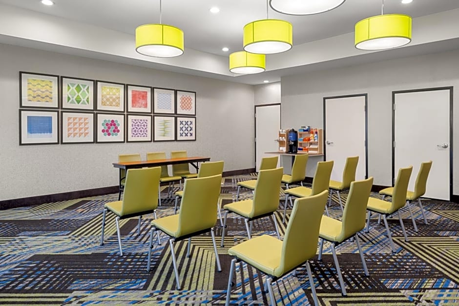 Holiday Inn Express & Suites Graham by IHG