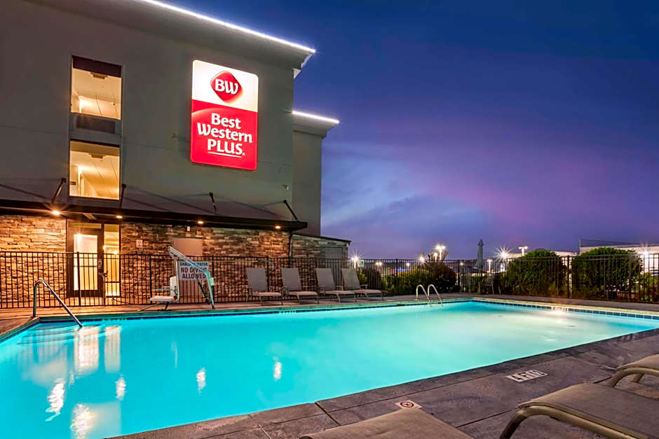 Best Western Plus Greenville I-385 Inn & Suites