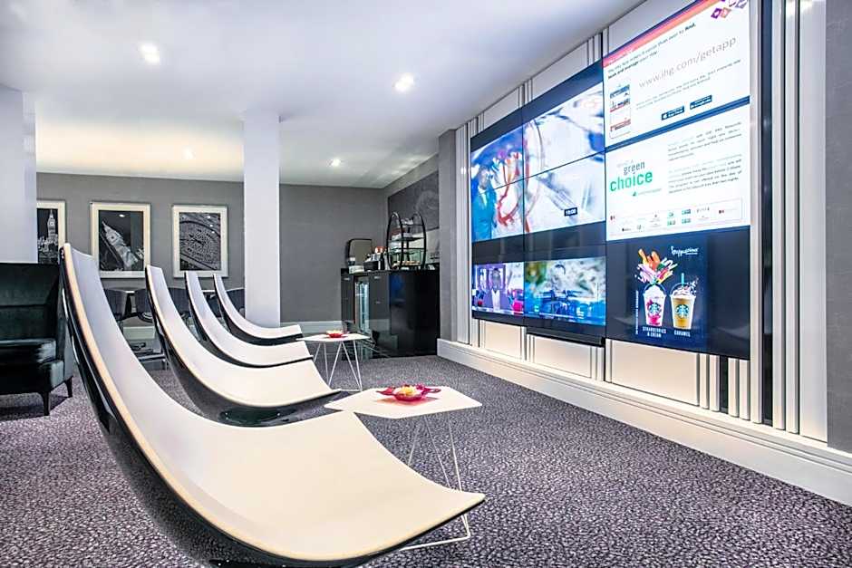 Crowne Plaza London Ealing By IHG