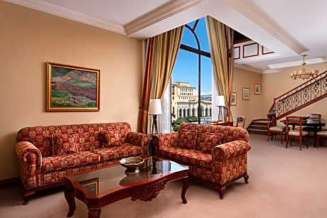 presidential, concierge lounge access, 1 bedroom bi-level loft, 1 king