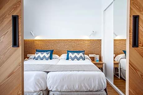 Apartment (2 Adults)