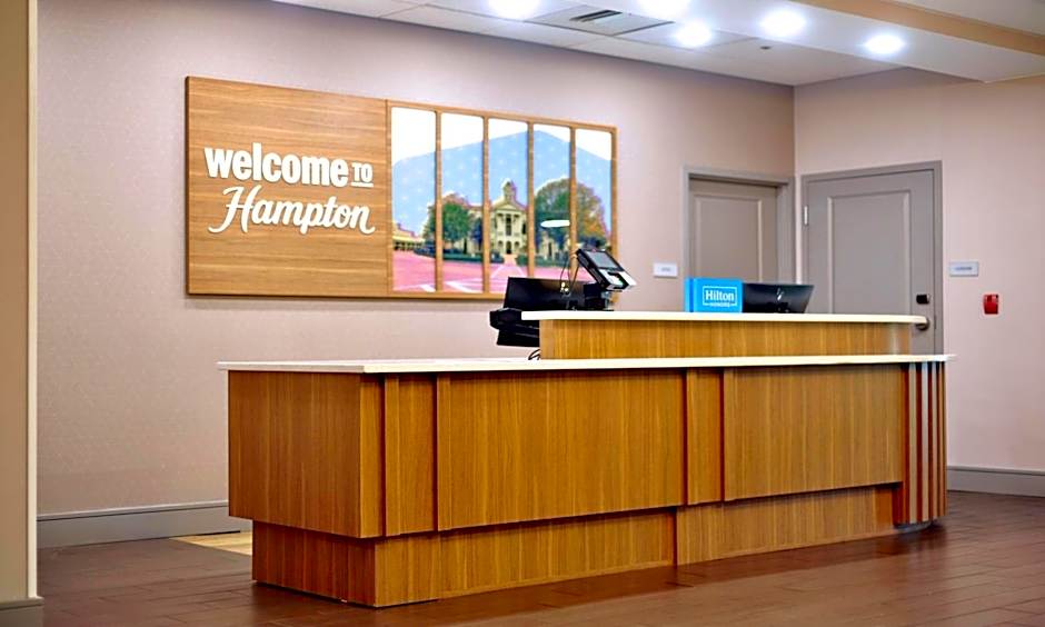 Hampton Inn Oxford/Conference Center
