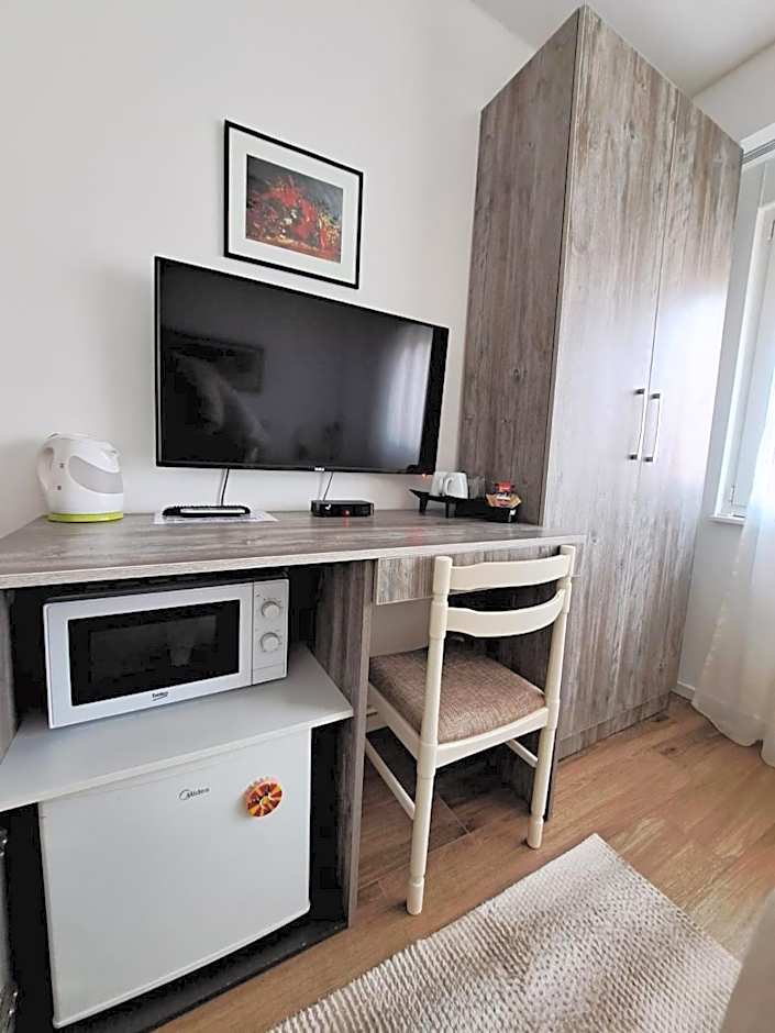 Foxxy Luxury Apartments