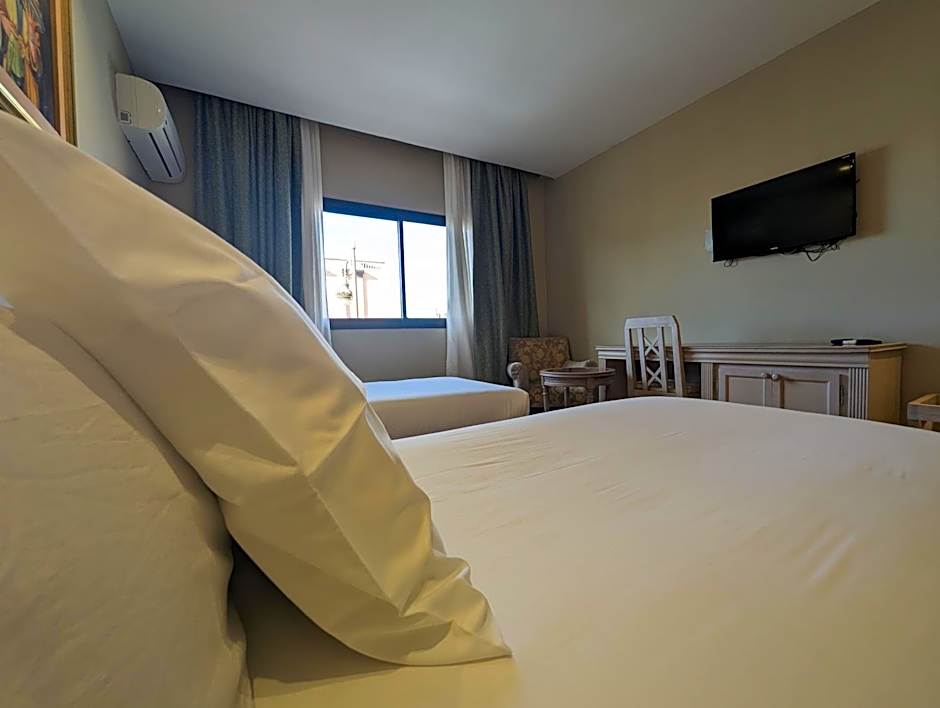 Sahara Line Hotel