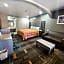 Scottish Inn and Suites Beaumont
